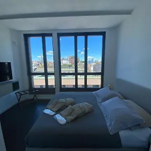 Apartment Number House - Number 11, Milan